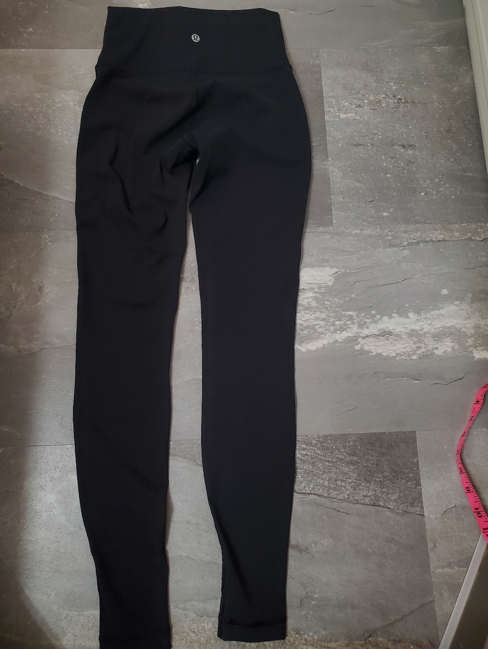 Lululemon Wunder Under High-Rise Tight *Mix & Mesh. 28" Inseam. Black. Size 4. - Picture 5 of 10